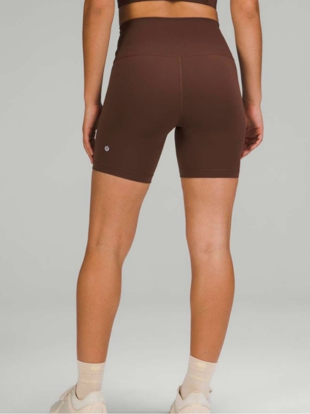 Lululemon Wunder Train High-Rise Short 6”